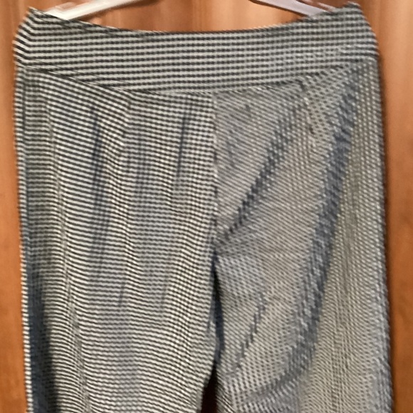 Chico’s Gingham Checkered Black/White Plaid Cropped Leg Pants Size 1 - Picture 9 of 10